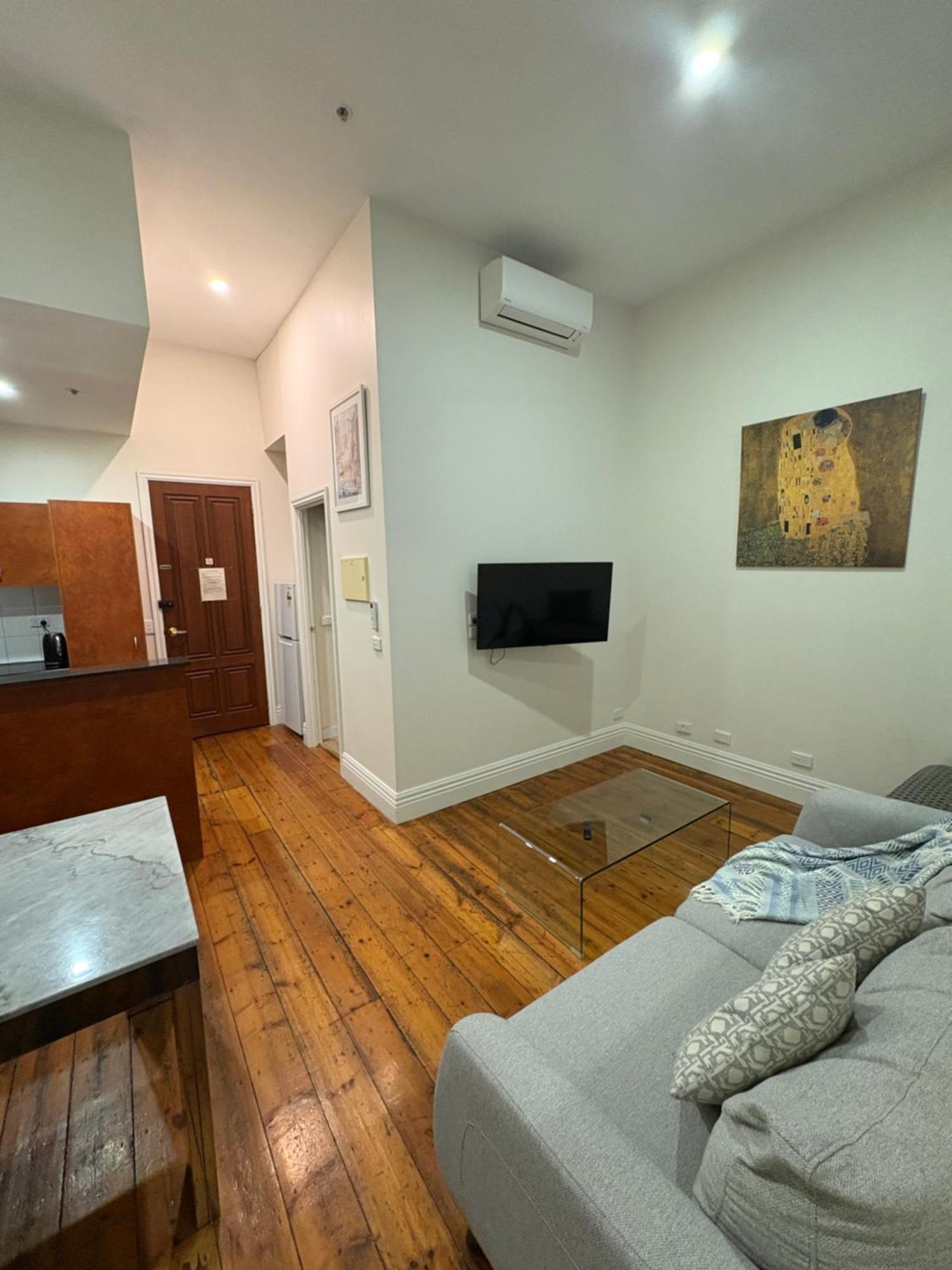 Flinders Lane Apartments Melbourne Exterior photo